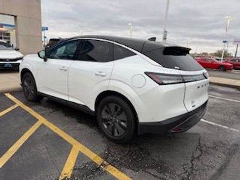 Used 2025 Nissan Murano SL image 7