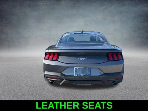 Used 2025 Ford Mustang Premium RWD image 6