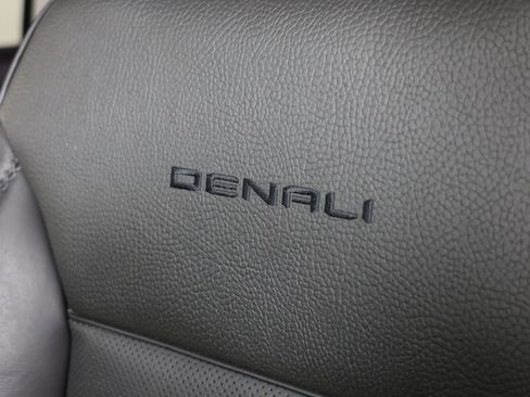 Used 2021 GMC Yukon Denali image 58