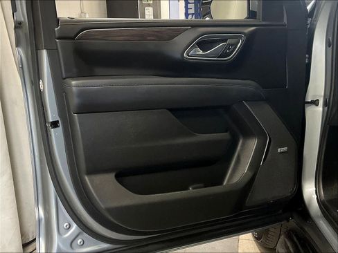 Used 2023 Chevrolet Tahoe LT w/ LT Signature Plus Package image 9