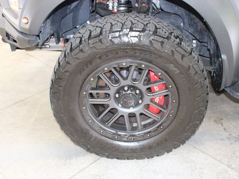 Used 2018 Ford F150 Raptor w/ Equipment Group 802A Luxury image 65