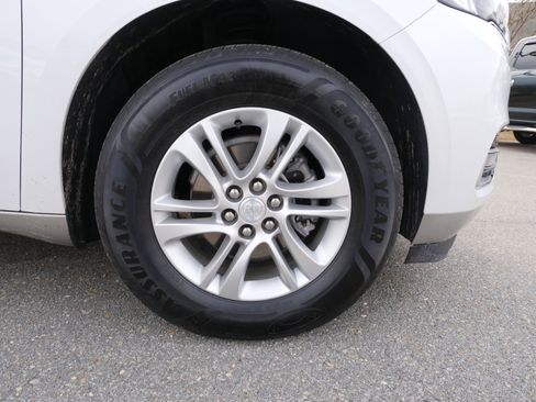 Certified 2021 Buick Enclave Essence image 10