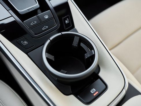 Used 2024 Porsche 911 Turbo S image 61