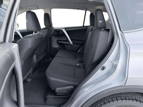 Used 2017 Toyota RAV4 LE w/ Carpet Mat Package image 13