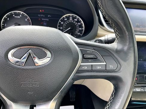 Used 2019 INFINITI QX50 Luxe w/ Navigation Package image 16