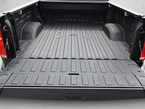 Used 2024 Chevrolet Silverado 2500 High Country w/ High Country Premium Package AWD/4WD image 6
