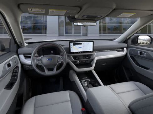 New 2025 Ford Explorer Active w/ Active Comfort Package RWD image 9
