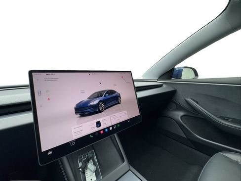 Used 2024 Tesla Model 3 Long Range AWD/4WD image 39