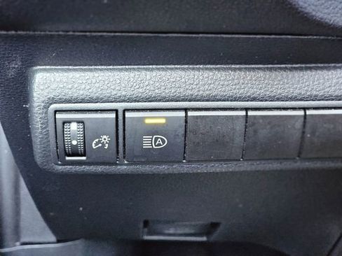 Used 2024 Toyota Corolla LE FWD image 20