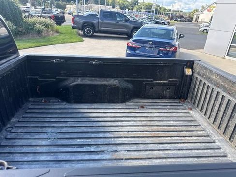 Used 2020 Toyota Tacoma SR RWD image 26