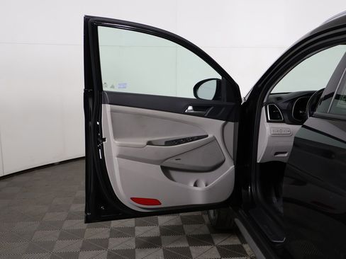 Used 2021 Hyundai Tucson Sport image 18