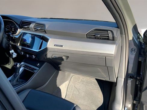 Used 2023 Audi Q3 2.0T Premium w/ Convenience Package image 16