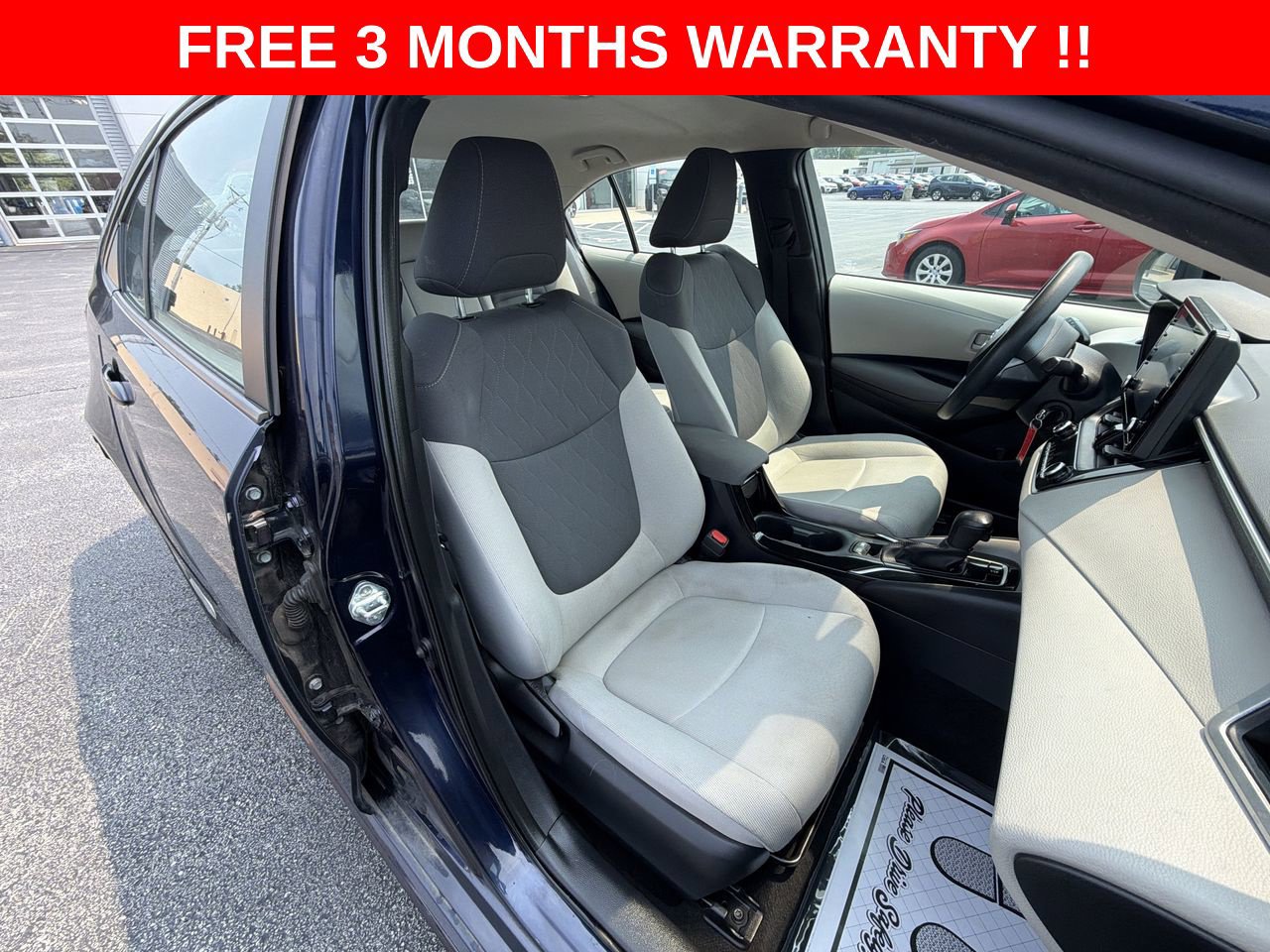 Used 2022 Toyota Corolla LE FWD image 19