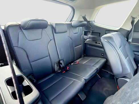 Used 2023 Kia Telluride SX image 21