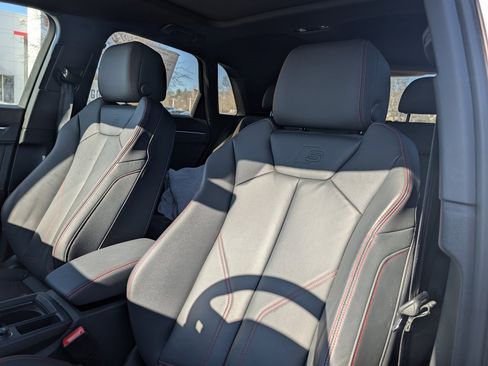 Used 2025 Audi Q3 2.0T Premium Plus image 19