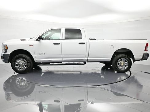 Used 2021 RAM 2500 Tradesman w/ Chrome Appearance Group AWD/4WD image 8