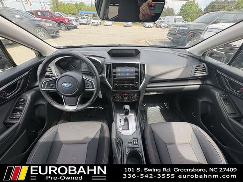 Used 2019 Subaru Crosstrek 2.0i Premium image 18