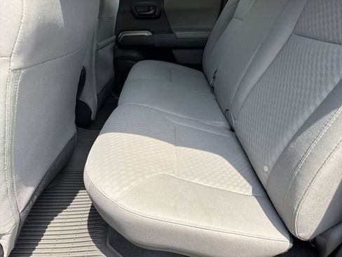 Used 2022 Toyota Tacoma SR5 w/ Technology Package RWD image 19