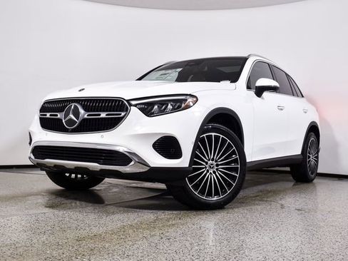 New 2026 Mercedes-Benz GLC 300 4MATIC image 2
