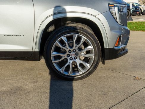 Used 2024 GMC Acadia Denali w/ Super Cruise Package image 40