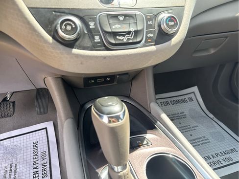 Used 2020 Chevrolet Malibu LS w/ Driver Confidence Package II image 25