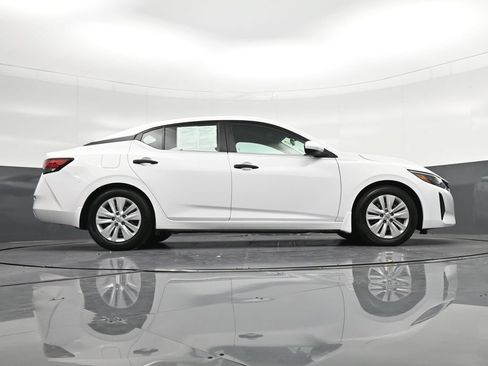 Used 2024 Nissan Sentra S FWD image 28
