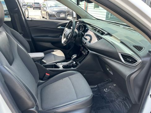 Used 2021 Buick Encore GX Select AWD/4WD image 24