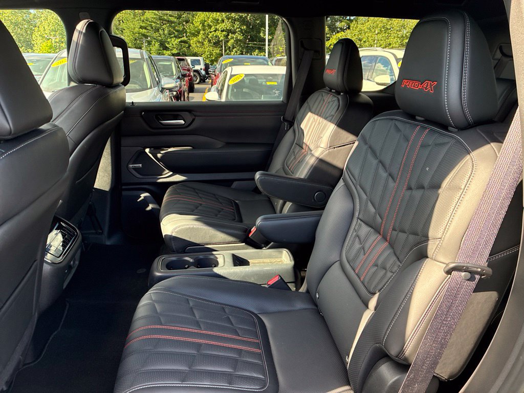 Certified 2026 Nissan Armada PRO-4X AWD/4WD image 24