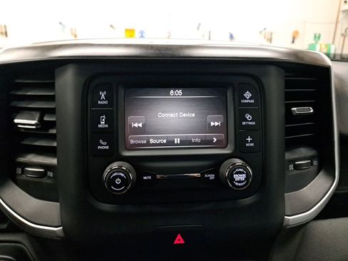 Used 2022 RAM 1500 Big Horn AWD/4WD image 24