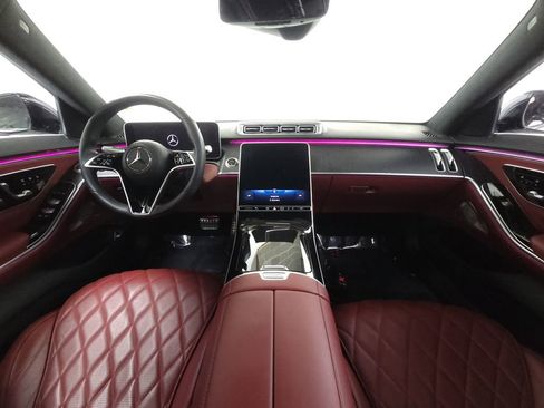 Used 2022 Mercedes-Benz S 500 4MATIC w/ Warmth & Comfort Package image 28