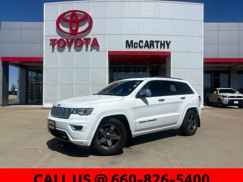 Used 2019 Jeep Grand Cherokee Overland image 1
