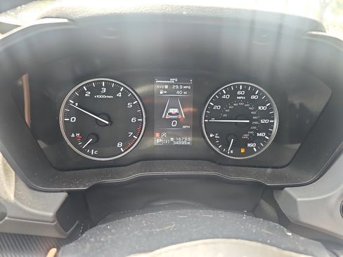 Used 2024 Subaru Crosstrek 2.0i Premium AWD/4WD image 4