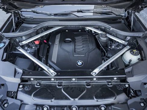 Used 2019 BMW X5 xDrive40i w/ Premium Package 2 image 27