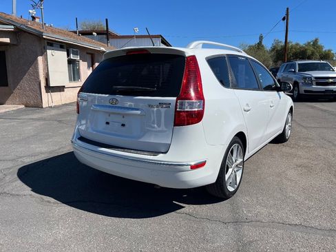 Used 2011 Hyundai Elantra SE image 5