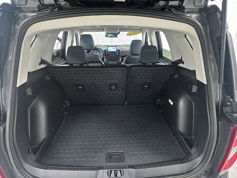 Used 2024 Ford Bronco Sport Outer Banks w/ Tech Package image 16