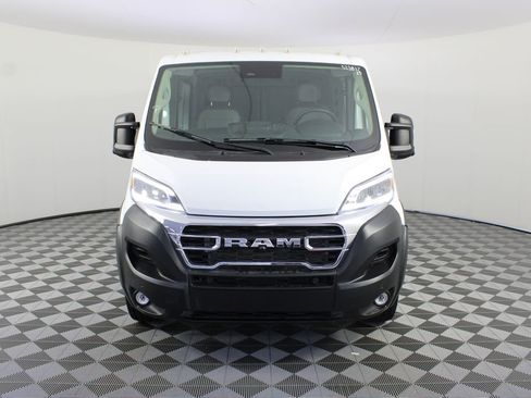 Used 2025 RAM ProMaster 2500 w/ Quick Order Package 22G SLT FWD image 24