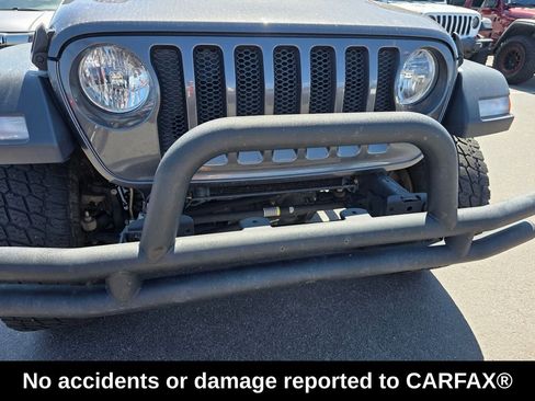 Used 2018 Jeep Wrangler Unlimited Sport AWD/4WD image 3