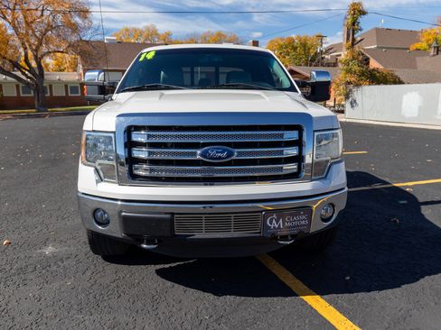 Used 2014 Ford F150 Lariat w/ Lariat Chrome Package image 4