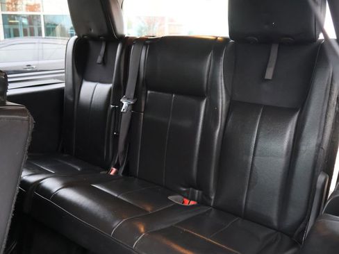 Used 2012 Ford Expedition Limited image 31