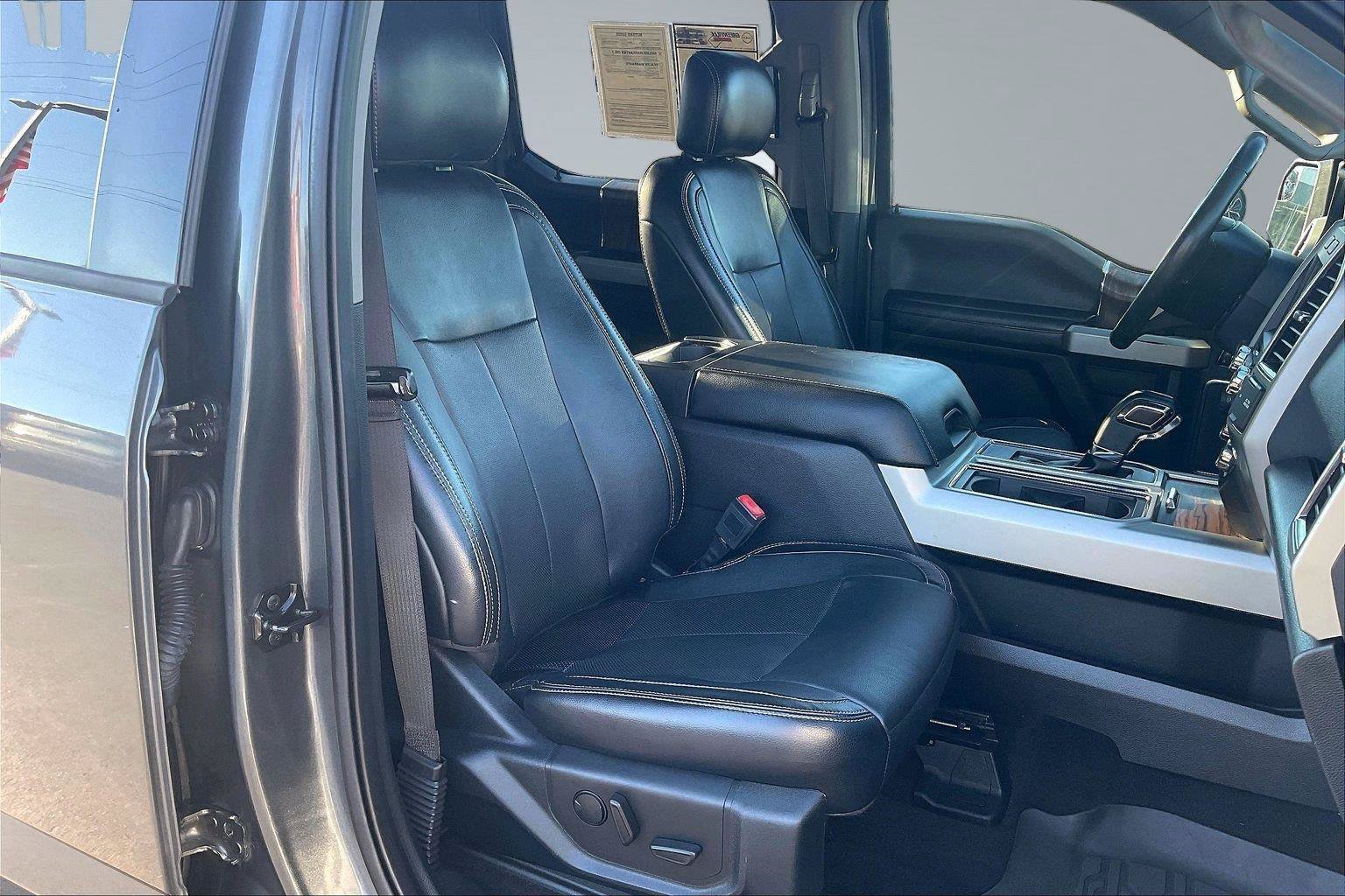 Used 2019 Ford F150 Lariat w/ Max Trailer Tow Package AWD/4WD image 8