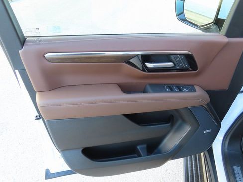 New 2026 Chevrolet Tahoe High Country image 27