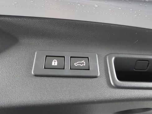 New 2025 Subaru Forester Premium image 27