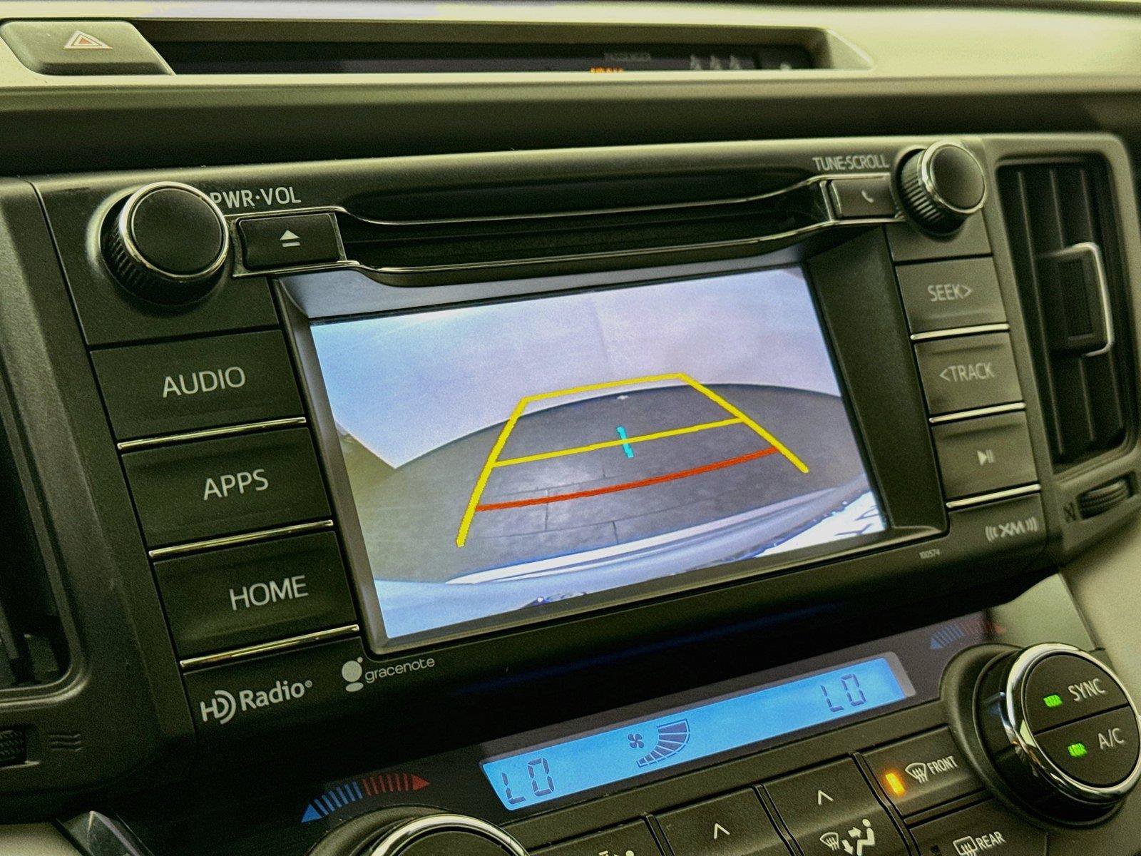 Used 2018 Toyota RAV4 XLE FWD image 22