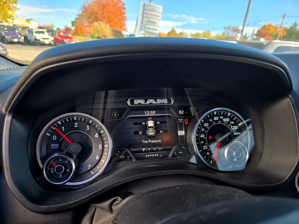 Used 2022 RAM 1500 Big Horn AWD/4WD image 30