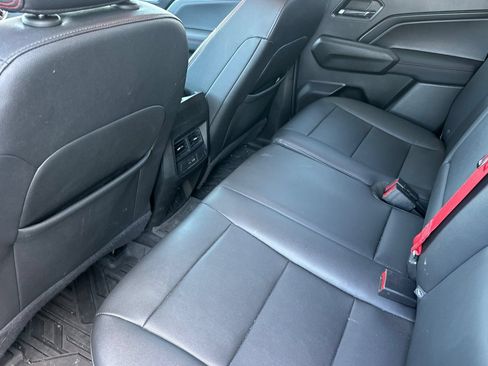 Used 2023 Chevrolet Colorado Z71 w/ Z71 Convenience Package 2 AWD/4WD image 14