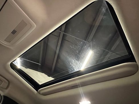 Used 2025 MAZDA CX-30 AWD 2.5 S w/ Preferred Package image 39