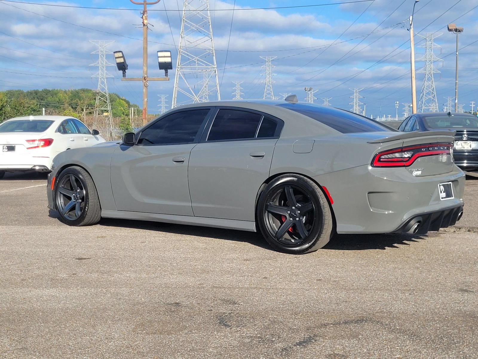 Used 2018 Dodge Charger SRT Hellcat RWD image 16