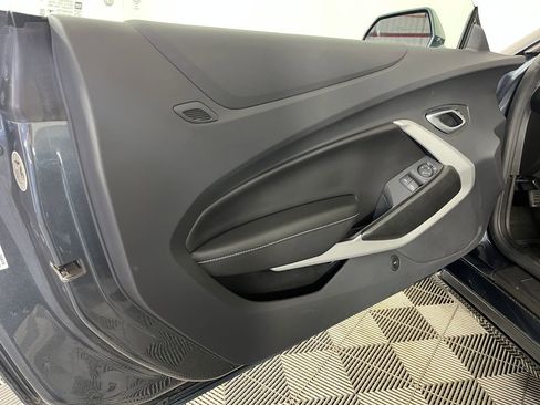 Used 2023 Chevrolet Camaro SS RWD image 10