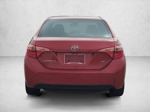 Used 2019 Toyota Corolla LE image 6