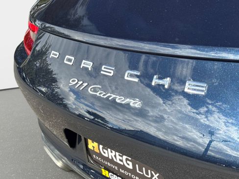 Used 2017 Porsche 911 Carrera 4 AWD/4WD image 17